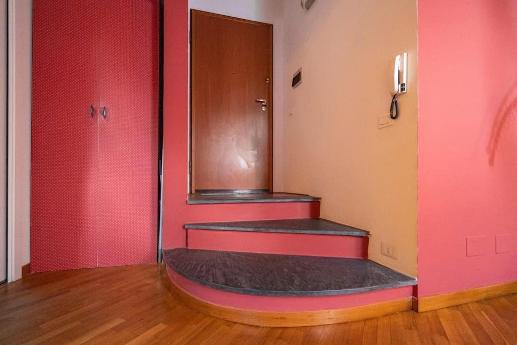 22 Home - Parcheggio Privato - Accogliente - Collegamento Sardegna E Corsica Livorno Buitenkant foto